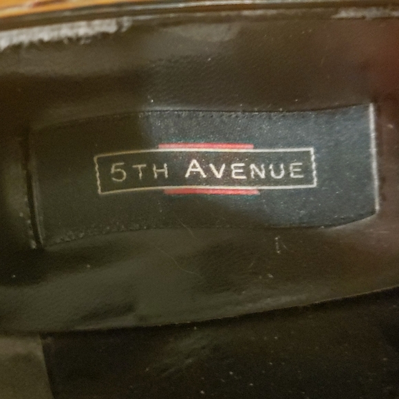 Fifth Avenue Square toes Heels - Picture 6 of 8